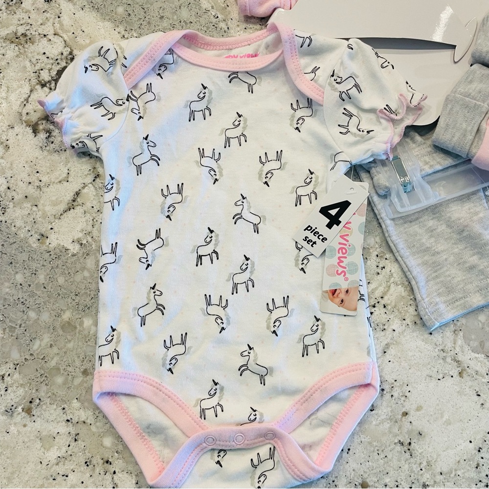 Brand new 4-piece matching unicorn outfit! - Picture 2 of 6
